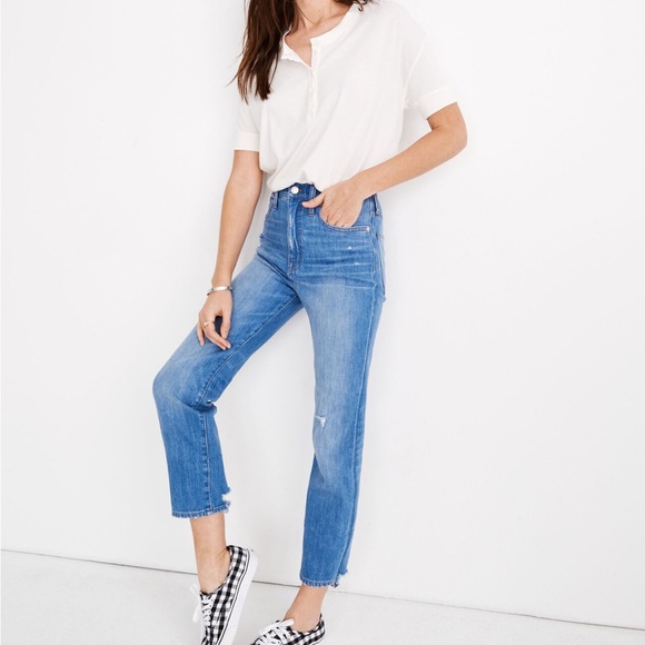 Madewell Classic Straight Jeans in Novello Wash - Picture 1 of 7